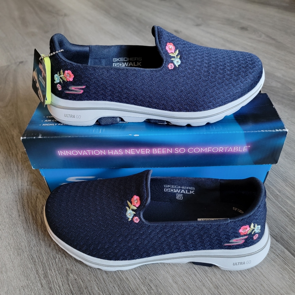 Skechers Go Walk 5